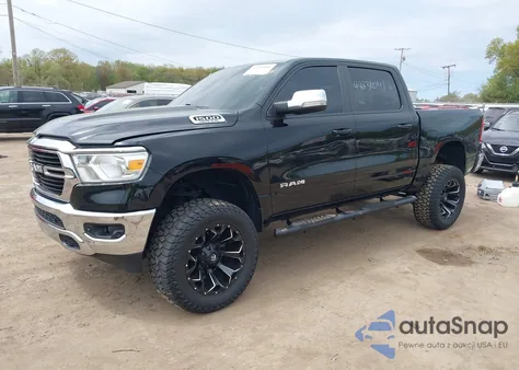 2021 Ram 1500 Big Horn z USA, uszkodzony, nr VIN 1C6SRFFT8MN504234